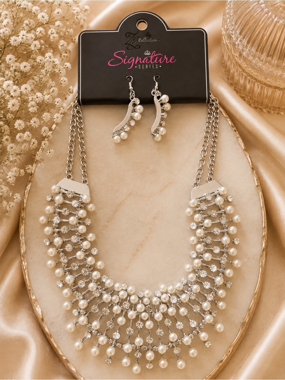 Zi Necklace & Earrings (The Leanne)